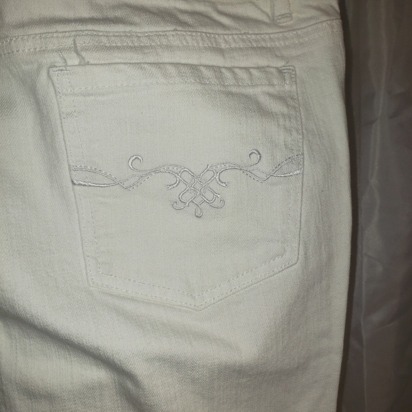 Nicole by Nicole Miller mid rise white denim bootcut jean  sz 12 - Picture 3 of 7
